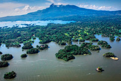 the islets of Granada and Mombacho